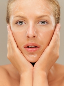 Are You Giving Your Skin What It Craves? By Beauty Salon Taringa - Call Us On 07 3871 0477